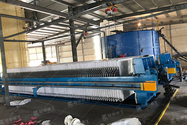 板框壓濾機(jī)如何進(jìn)行脫水，脫水后如何自清潔呢