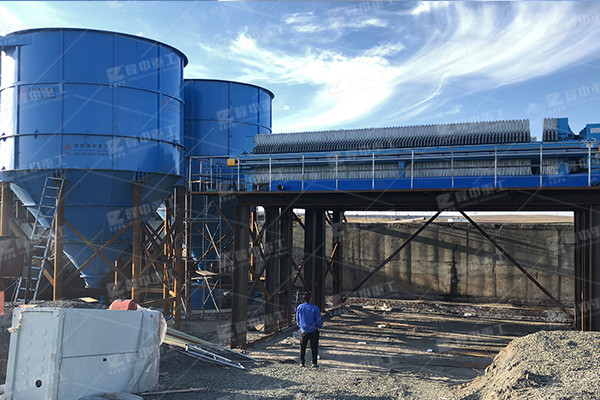 怎樣隔膜壓濾機(jī)污泥處理效果，有哪些需要注意事項？