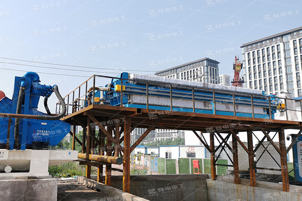 一條時產200噸的洗砂生產線配置帶式壓濾機效果怎么樣？